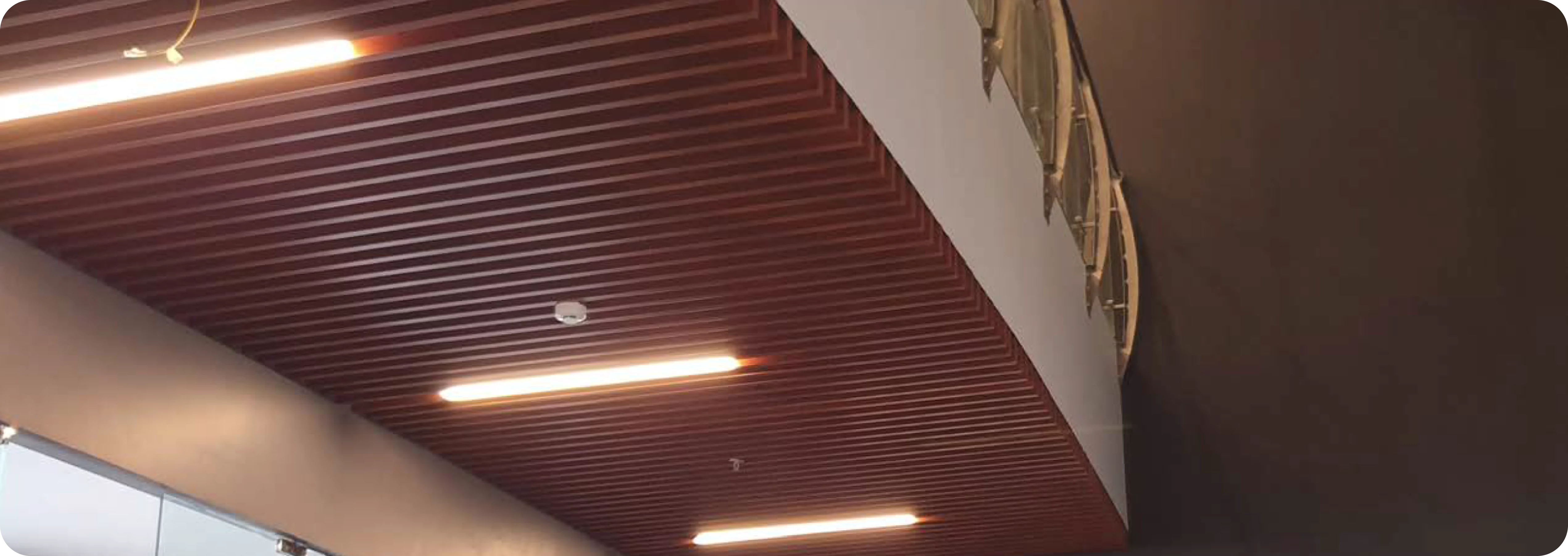 Membangun Atmosfer Ruangan dengan Design dan Material yang Tepat