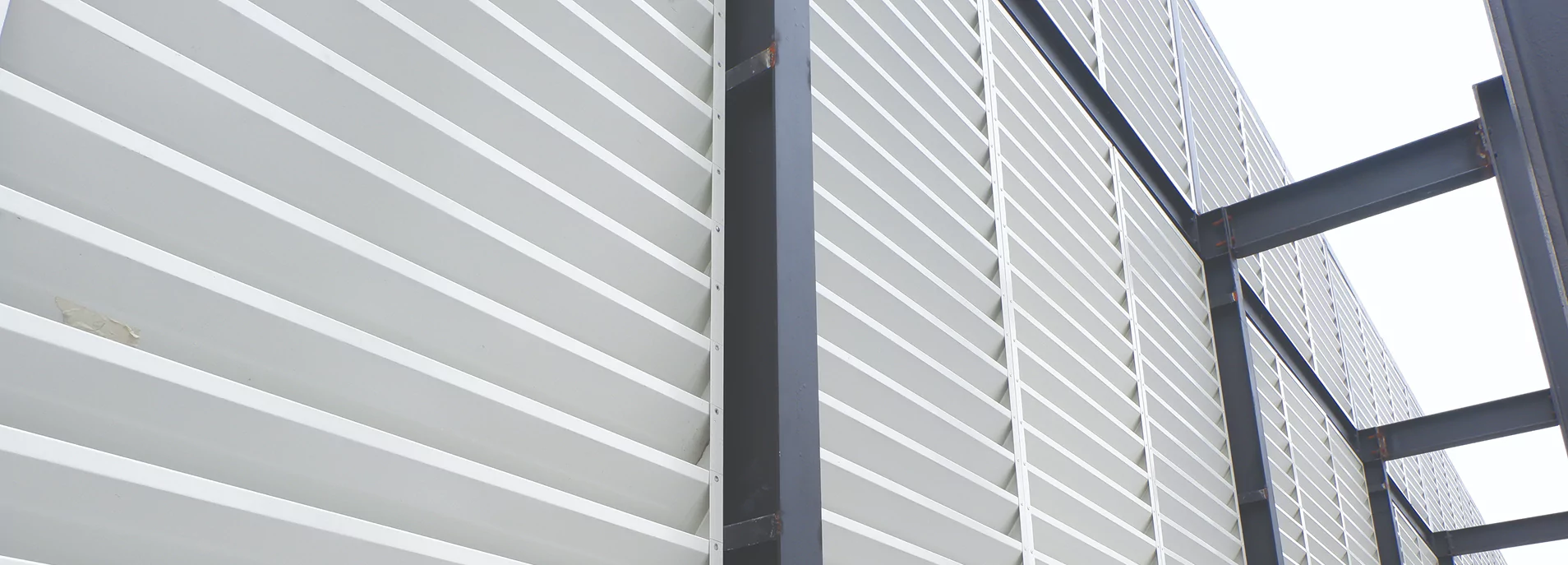 Tips Merawat Cladding dan Screen Fasad agar Tetap Awet Terkena Cuaca